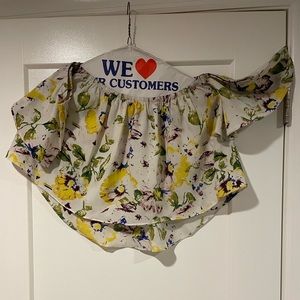 Floral print off the shoulder crop top